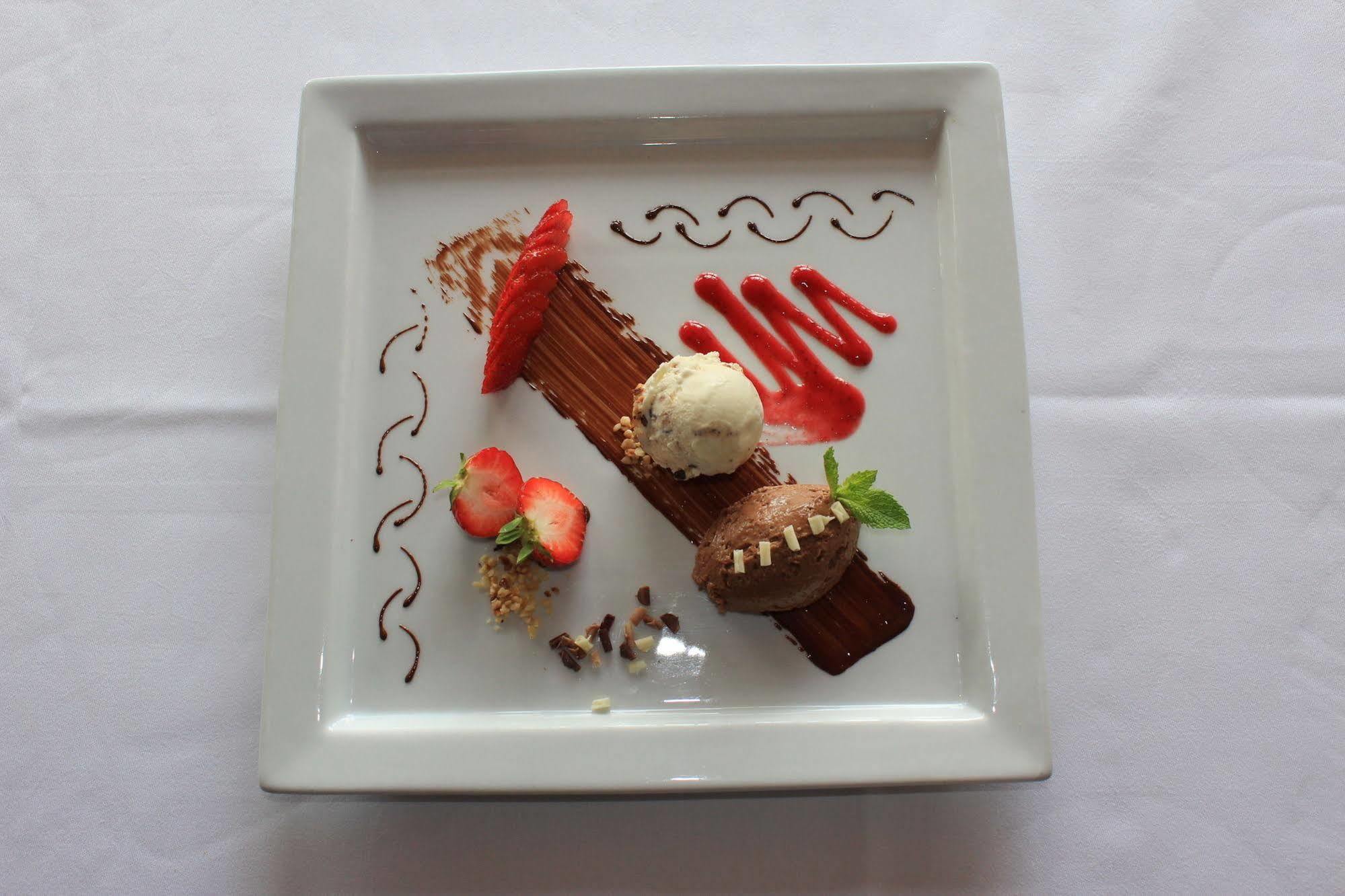 Hotel Postillon 부오츠 외부 사진